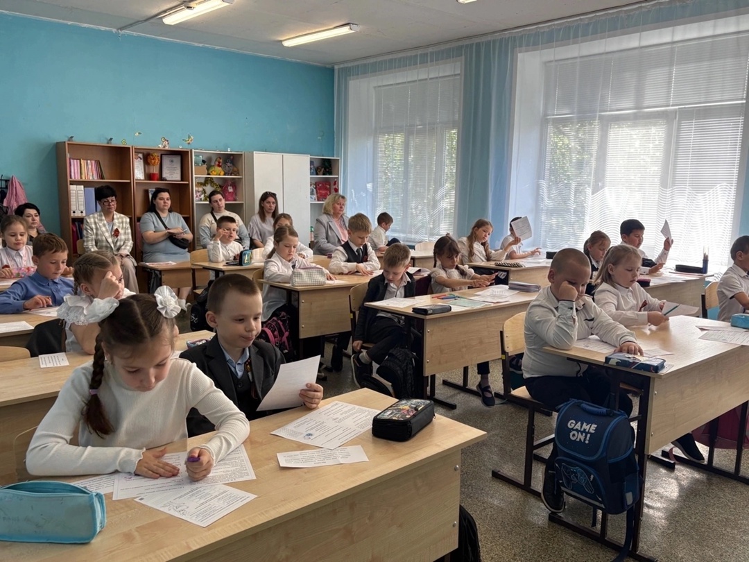 Участие в городской легкоатлетической эстафете.