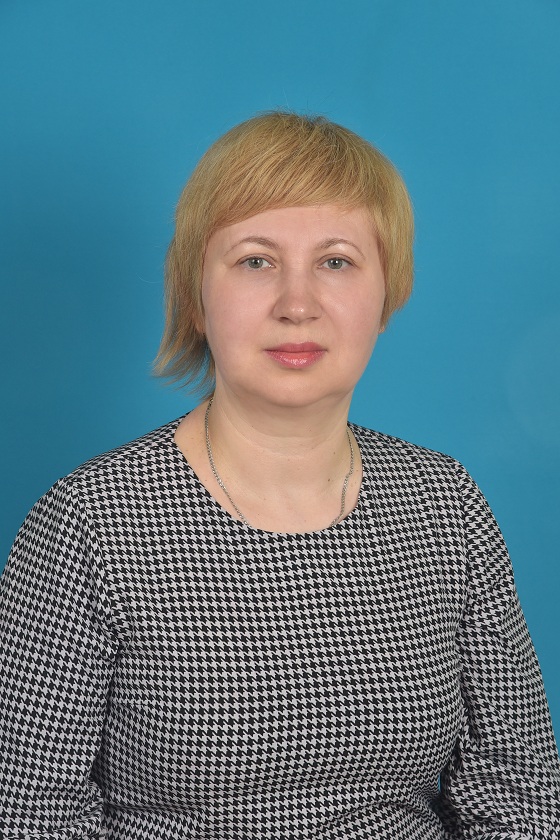 Дуна Оксана Николаевна.